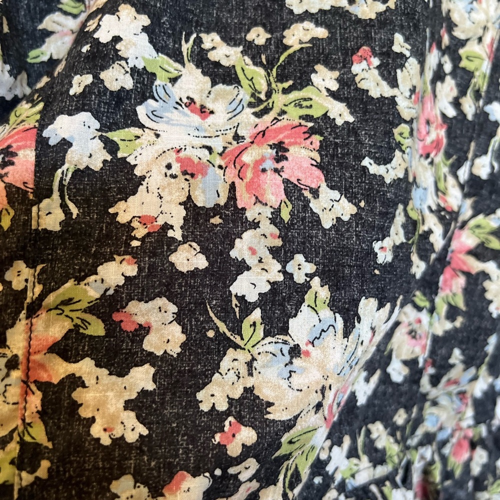 LRL Lauren Jeans Black Floral Ruffled Button Down Romantic Blouse. Size S - Picture 10 of 15